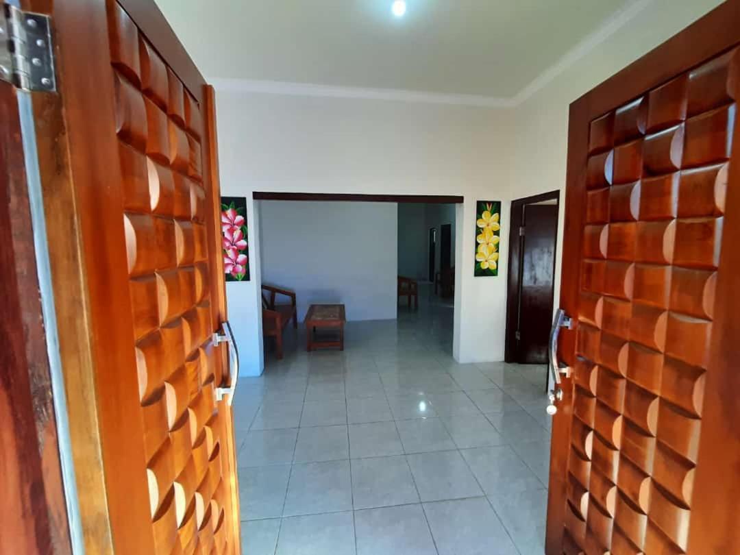999 Khs Homestay Gilimanuk Exterior foto